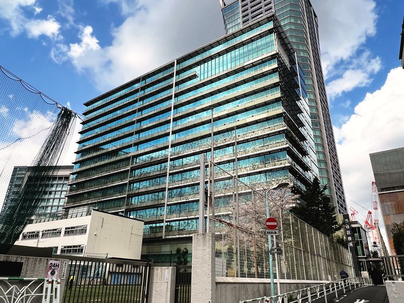庁舎の化粧室の混雑状況をフロア別に表示した画面（渋谷区）