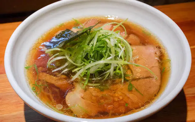 ラーメン巌哲の肉醤油